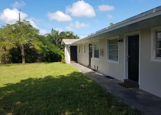 Property at 1407 Holly Heights Dr Unit 4, Fort Lauderdale, FL, 33304, 2 beds, 1 bath, [object Object]