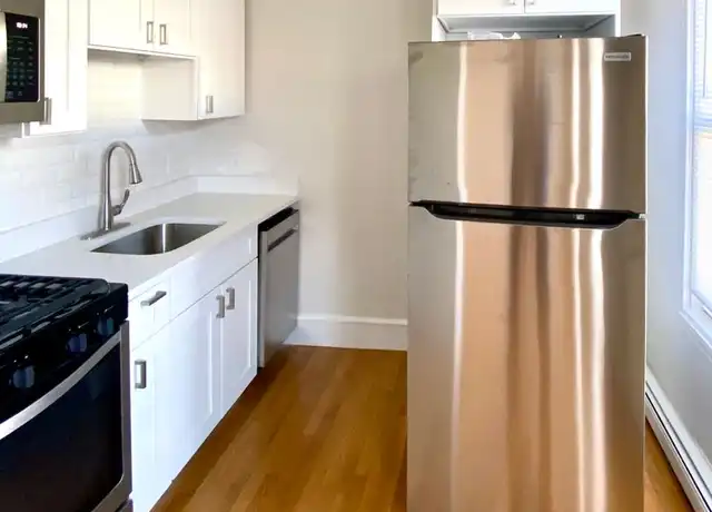 Property at 284 Chelsea St Unit 2, East Boston, MA, 02128, 2 beds, 1 bath, [object Object]