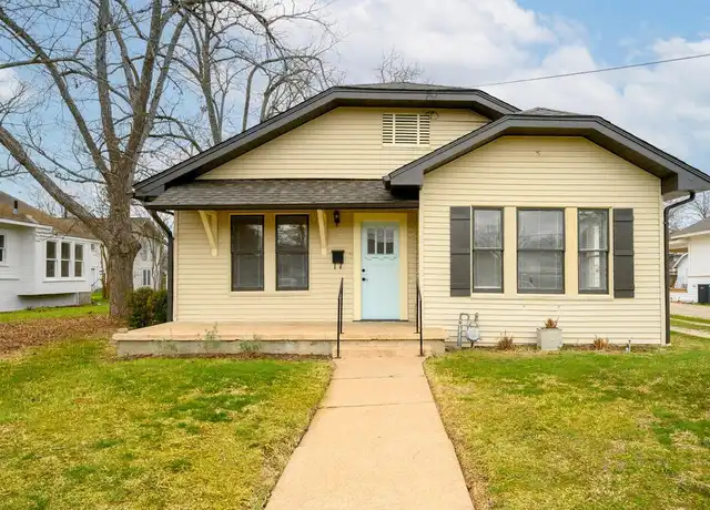 Property at 916 Cecelia St, Taylor, TX, 76574, 3 beds, 1.5 baths, [object Object]