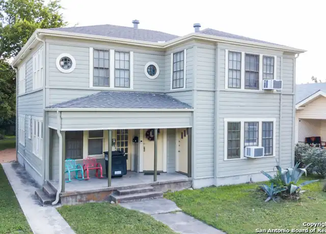 Property at 2020 W Woodlawn Ave, San Antonio, TX, 78201, 2 beds, 1.5 baths, [object Object]