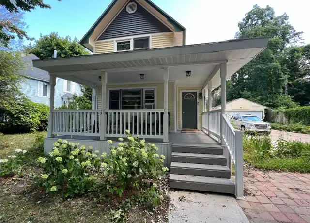 Property at 121 S Spruce St, Traverse City, MI, 49684, 2 beds, 2 baths, [object Object]