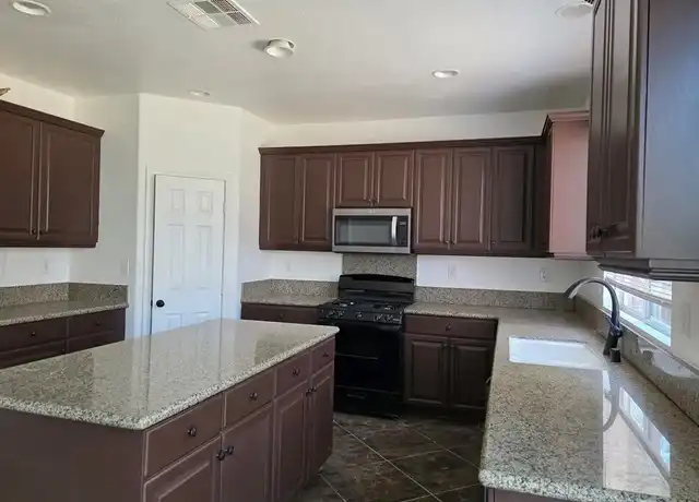 Property at 1899 Spring White Rd, Hemet, CA, 92545, 5 beds, 3 baths, [object Object]