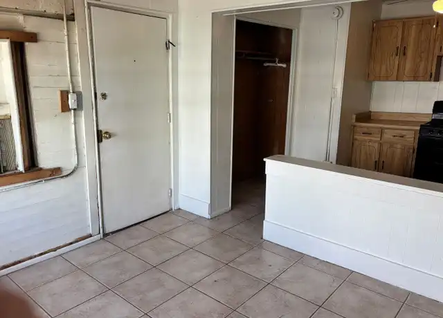 Property at 708 E International Speedway Blvd Unit 5, Daytona Beach, FL, 32118, 0 beds, 1 bath, [object Object]