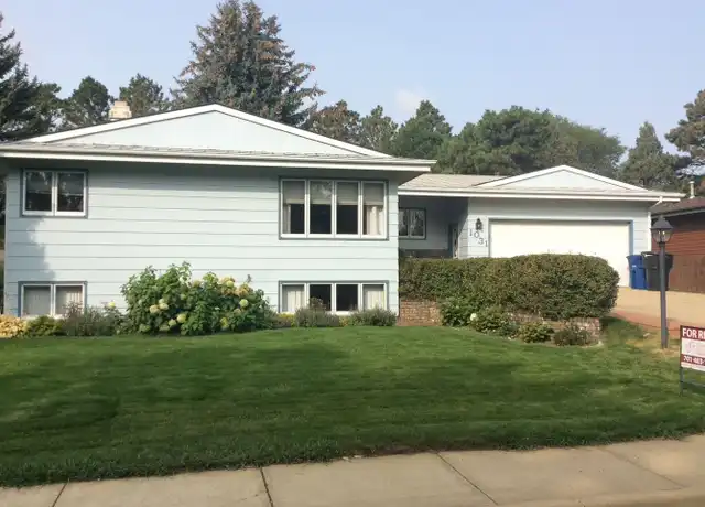 Property at 1031 12th Ave W, Dickinson, ND, 58601, 3 beds, 2 baths, [object Object]