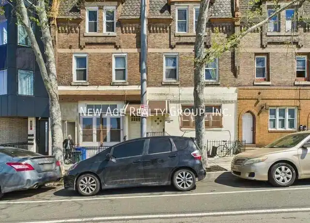 Property at 4712 Woodland Ave Unit 3, Philadelphia, PA, 19143, 2 beds, 1 bath, [object Object]