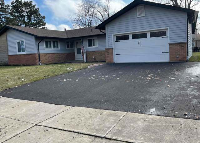 Photo of 201 Redwood Ave, Elk Grove Village, IL 60007