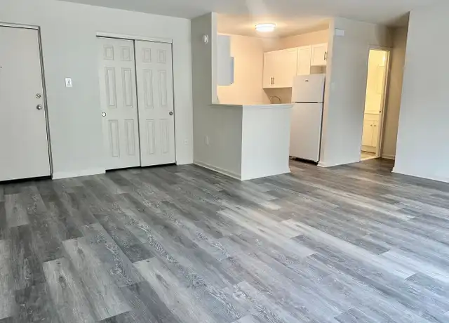 Property at 532 W Marshall St Unit 00 528D, West Chester, PA, 19380, 1 bed, 1 bath, [object Object]