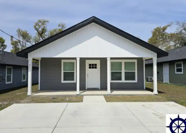 Property at 911 E 9th Ct, Panama City, FL, 32401, 3 beds, 1 bath, [object Object]