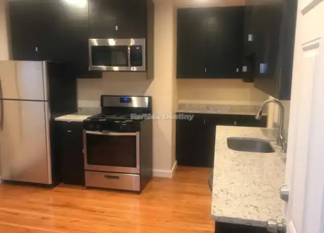 Property at 76 Pleasant St, Cambridge, MA, 02139, 3 beds, 1 bath, [object Object]