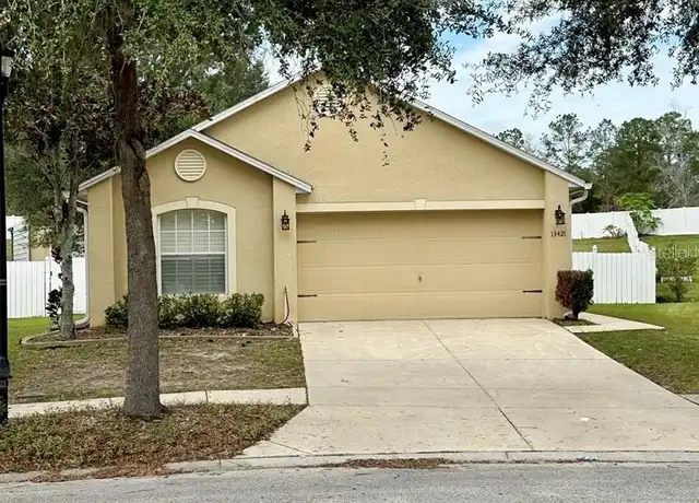 Property at 13421 Waterford Castle Dr, Dade City, FL, 33525, 3 beds, 2 baths, [object Object]
