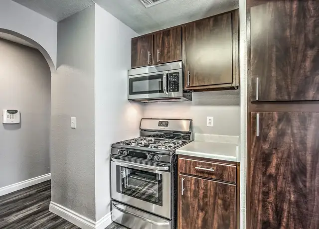 Photo of 6530 Annie Oakley Dr, Henderson, NV 89014