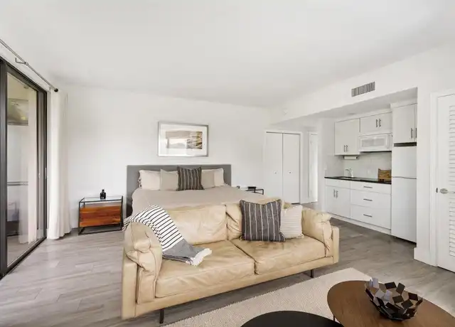 Property at 11818 Pebblewood Dr #201, Wellington, FL, 33414, 1 bed, 1 bath, [object Object]