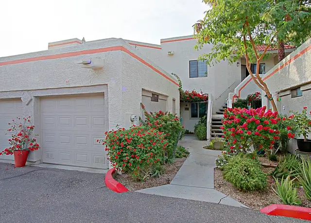 Photo of 985 N Granite Reef Rd, Scottsdale, AZ 85257
