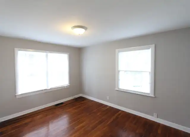 Property at 901 Meadowbrook Dr, Birmingham, AL, 35215, 3 beds, 1 bath, [object Object]