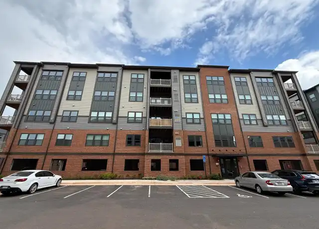 Property at 4395 Peach Lily Ln #303, Chantilly, VA, 20151, 3 beds, 2 baths, [object Object]