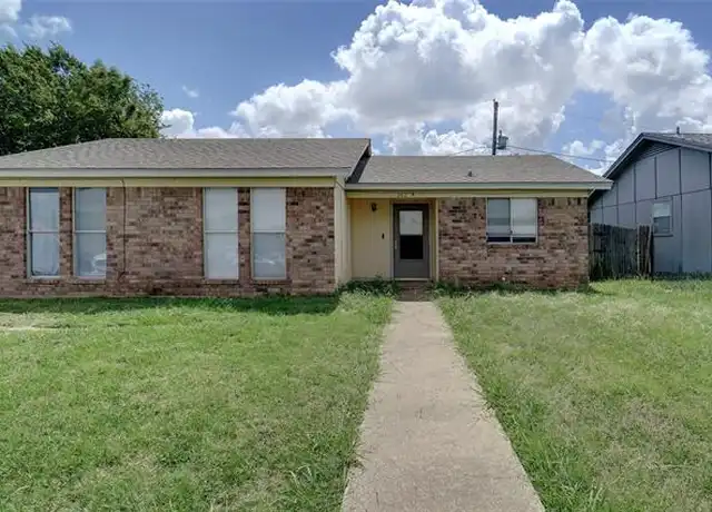 Property at 202 Pine Meadow Dr Unit B, Kennedale, TX, 76060, 2 beds, 1 bath, [object Object]