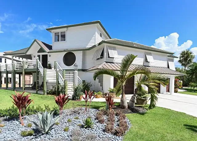 Property at 101 Dominica Ln, Bonita Springs, FL, 34134, 4 beds, 3.5 baths, [object Object]