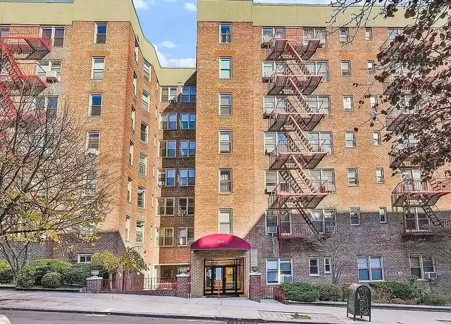 Property at 6725 Clyde St #5, Forest Hills, NY, 11375, 0 beds, 1 bath, [object Object]