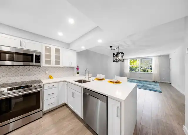 Property at 4025 N Federal Hwy Unit 115B, Fort Lauderdale, FL, 33308, 1 bed, 1.5 baths, [object Object]
