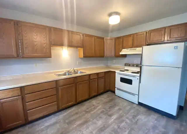 Property at 1215 15th Ave N Unit 3, Fargo, ND, 58102, 1 bed, 1 bath, [object Object]