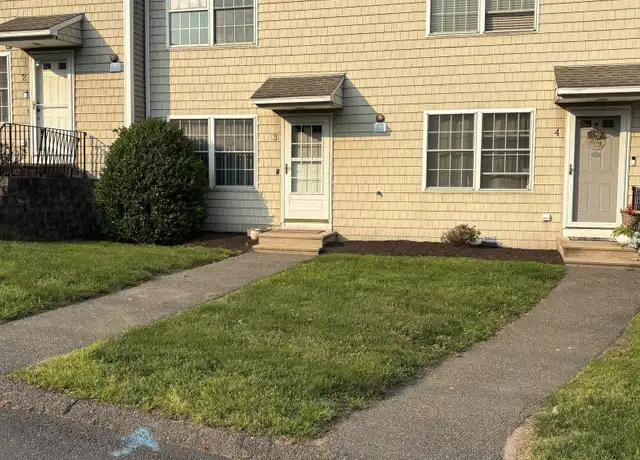 Property at 108 Mohican Ave #3, Waterbury, CT, 06708, 2 beds, 1.5 baths, [object Object]