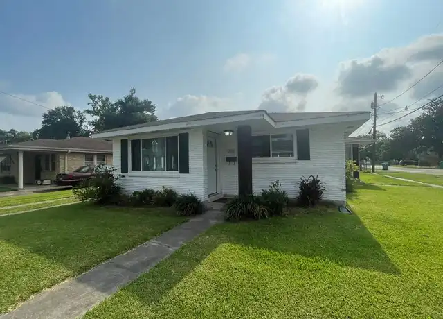 Property at 701 Jefferson Heights Ave, New Orleans, LA, 70121, 2 beds, 1 bath, [object Object]
