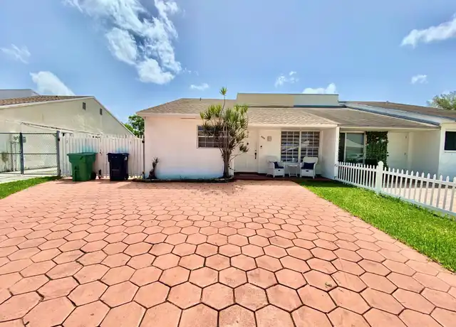 Property at 416 SW 96th Ct, Miami, FL, 33174, 3 beds, 2 baths, [object Object]