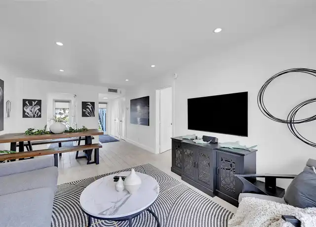 Property at 1461 S Ocean Blvd #223, Pompano Beach, FL, 33062, 1 bed, 1.5 baths, [object Object]