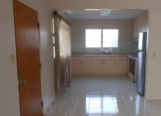 Property at 702 9th Ave, Honolulu, HI, 96816, 2 beds, 1 bath, [object Object]