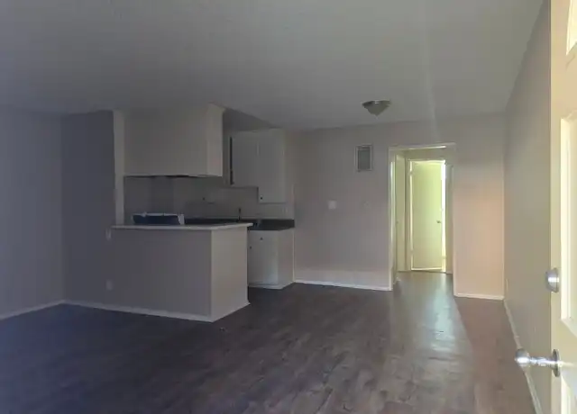 Property at 1515 W 103rd St Unit 2, Los Angeles, CA, 90047, 1 bed, 1 bath, [object Object]