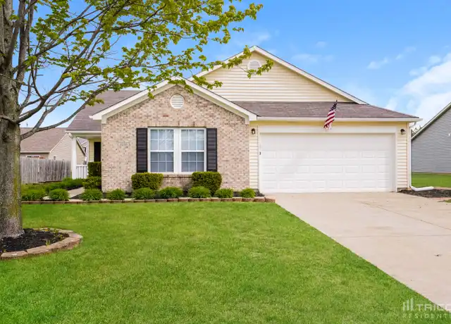 Property at 1230 Redwood Dr, Greenfield, IN, 46140, 3 beds, 2 baths, [object Object]