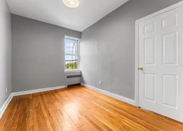 Property at 2 Chapman Pl Unit 3, Irvington, NJ, 07111, 2 beds, 1 bath, [object Object]