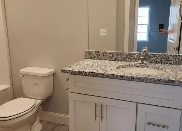 Property at 2260 Hickory St Apt 714, Bowling Green, KY, 42101, 1 bed, 1 bath, [object Object]