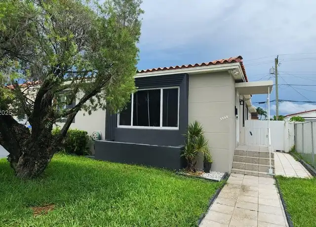 Property at 3520 NW 20th St Unit 1, Miami, FL, 33142, 2 beds, 1 bath, [object Object]