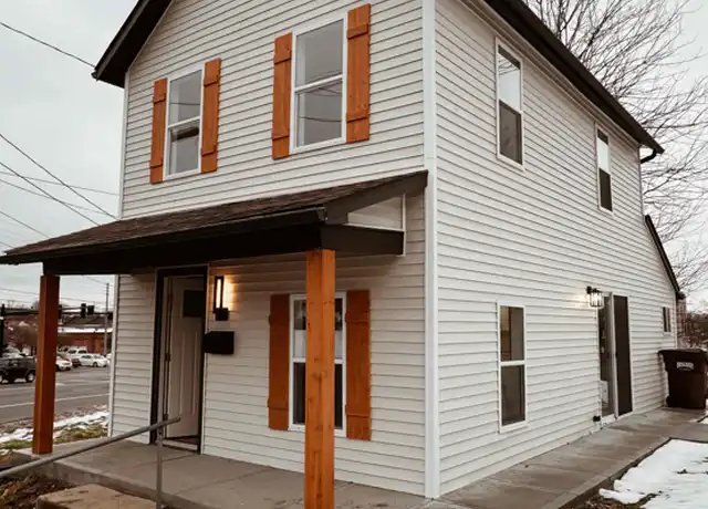 Property at 115 High St, Franklin, OH, 45005, 2 beds, 1 bath, [object Object]