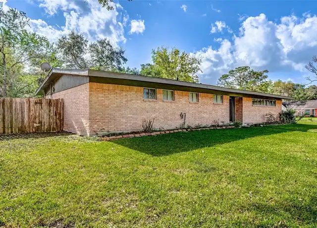 Property at 5519 Burlinghall Dr, Houston, TX, 77035, 4 beds, 2 baths, [object Object]