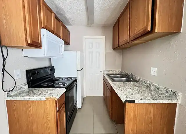 Property at 14039 Eagle Pass St Unit 3, Houston, TX, 77015, 2 beds, 1 bath, [object Object]