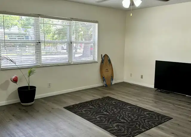 Property at 1958 Monroe St #101, Hollywood, FL, 33020, 2 beds, 2 baths, [object Object]
