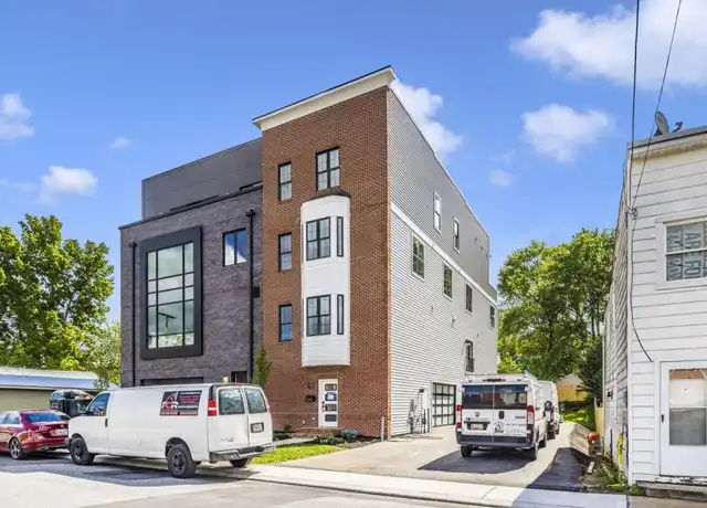Property at 204 Broadway St, Frederick, MD, 21701, 2 beds, 2 baths, [object Object]