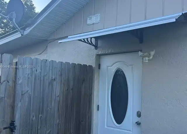 Property at 4617 Navarre Ave Unit C, Sebring, FL, 33872, 1 bed, 1 bath, [object Object]