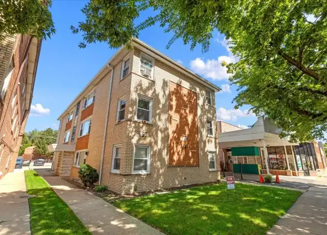Property at 2650 W Touhy Ave, Chicago, IL, 60645, 2 beds, 1 bath, [object Object]
