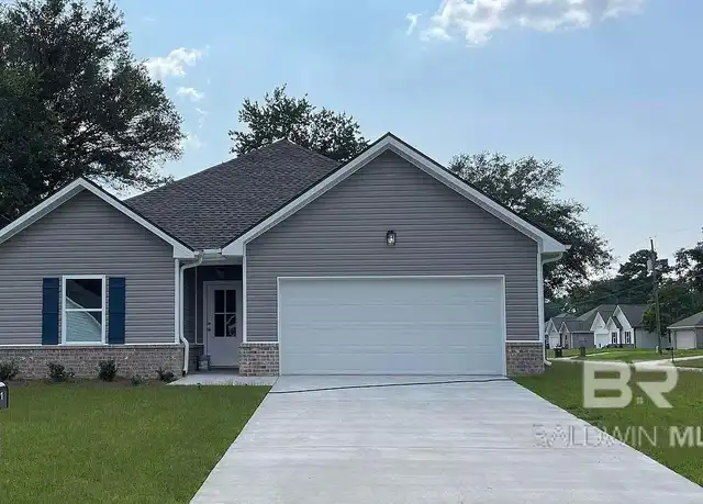Property at 121 Marietta St, Bay Minette, AL, 36507, 4 beds, 2 baths, [object Object]