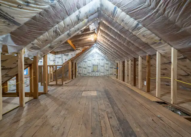 Property at 1138 W Elsie St, Appleton, WI, 54914, 3 beds, 2.5 baths, [object Object]