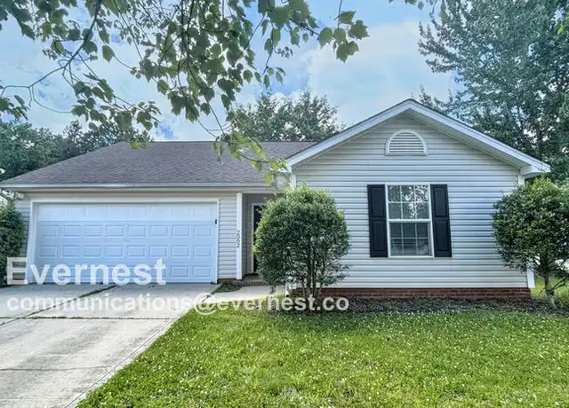 Property at 2002 Pleasant Dale Dr, Charlotte, NC, 28214, 3 beds, 2 baths, [object Object]