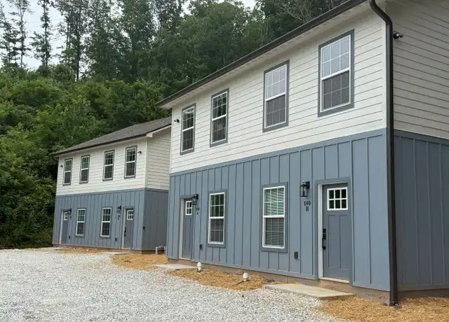 Property at 111 B St, Bryson City, NC, 28713, 2 beds, 2.5 baths, [object Object]