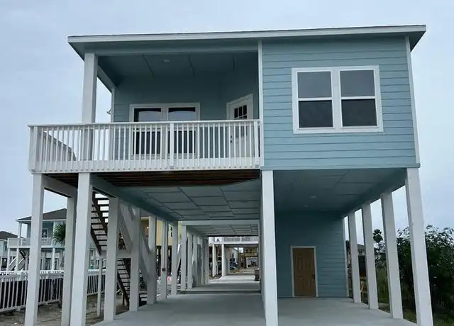 Property at 112 Santa Rosa, Rockport, TX, 78382, 3 beds, 2 baths, [object Object]