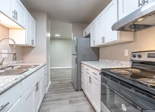 Property at The Bayfront - 104 Lake Crest Dr, Beaver Dam, WI, 53916, 1 bed, 1 bath, [object Object]