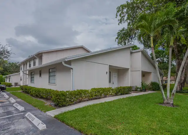 Property at 5300 Elmhurst Rd Unit F, West Palm Beach, FL, 33417, 2 beds, 2 baths, [object Object]