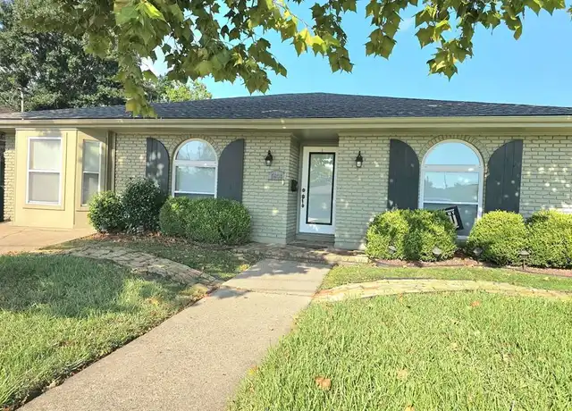 Property at 5036 Alexander Dr, Metairie, LA, 70003, 4 beds, 2 baths, [object Object]