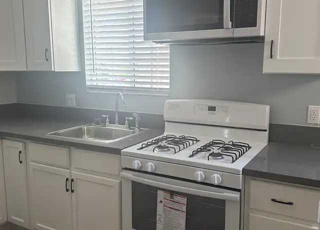 Property at 7333 Kraft Ave Unit 1/2, North Hollywood, CA, 91605, 1 bed, 1 bath, [object Object]